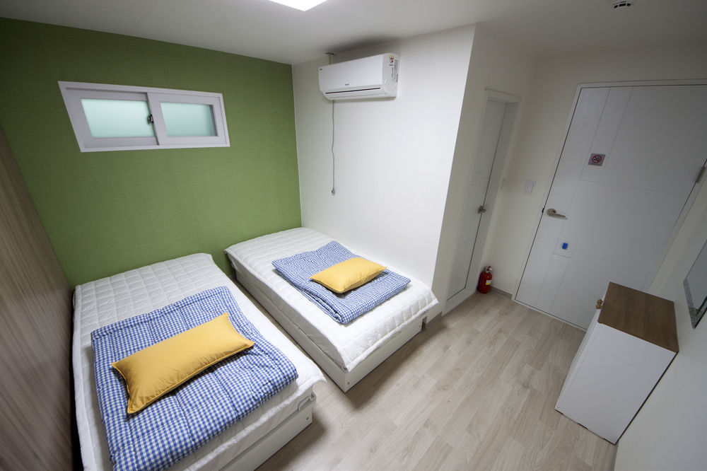 Tomato Guest House Сеул Екстериор снимка